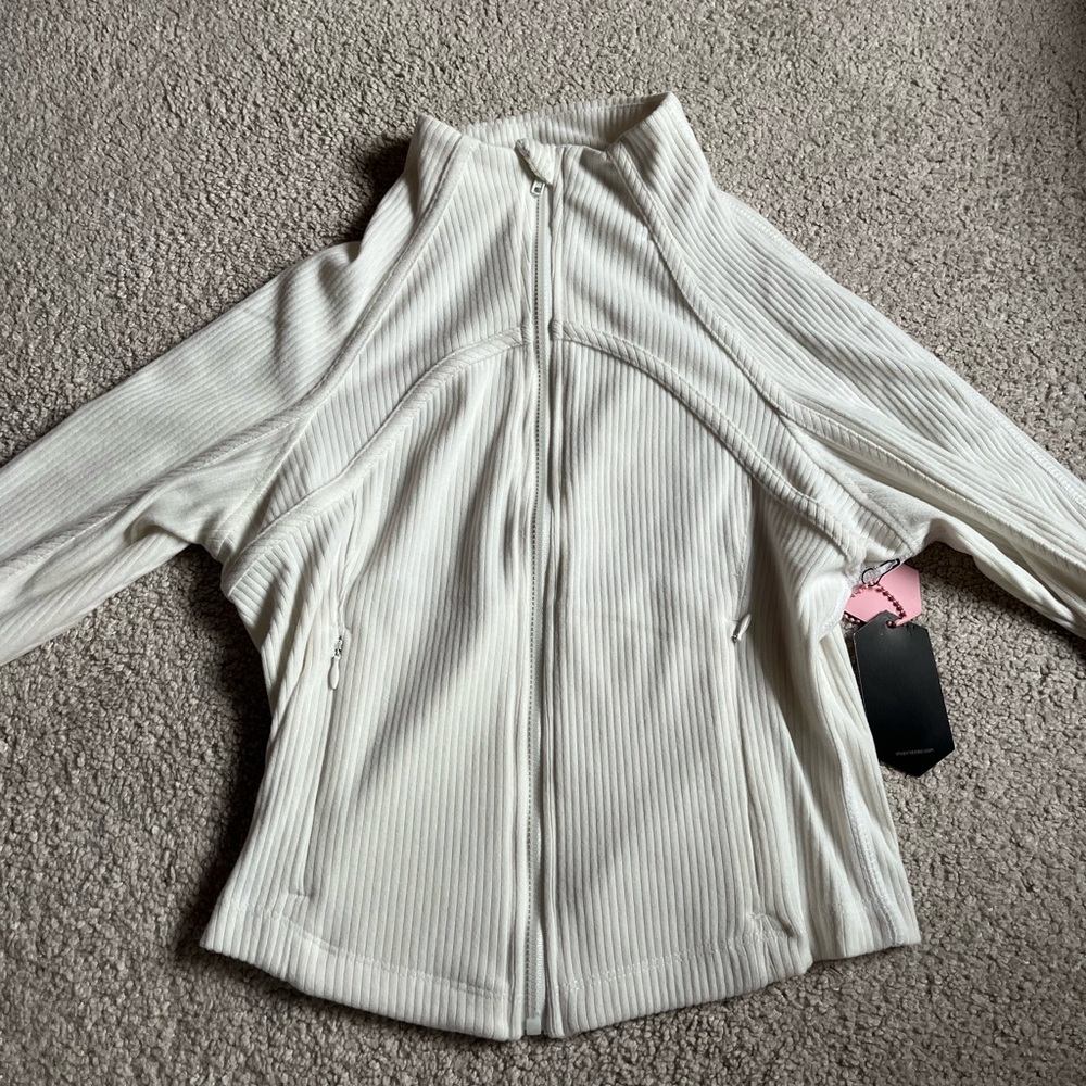 White Ribbed Cropped Jacket